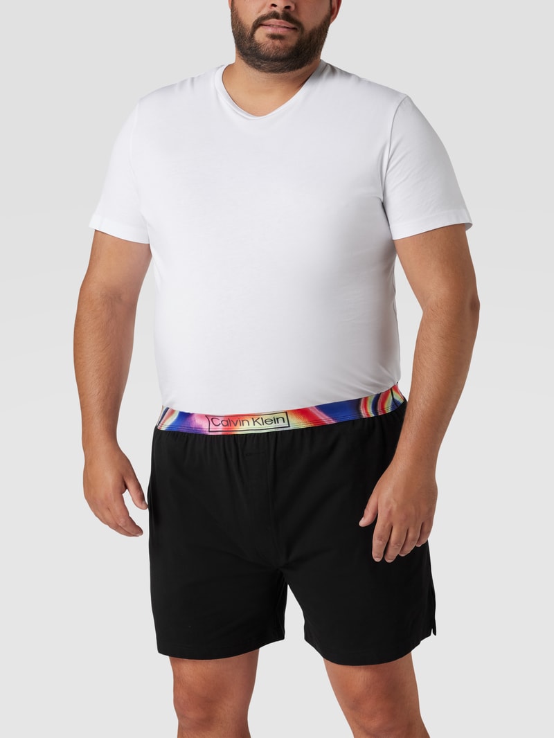 PLUS SIZE Sweatshorts mit Label-Schriftzug in schwarz