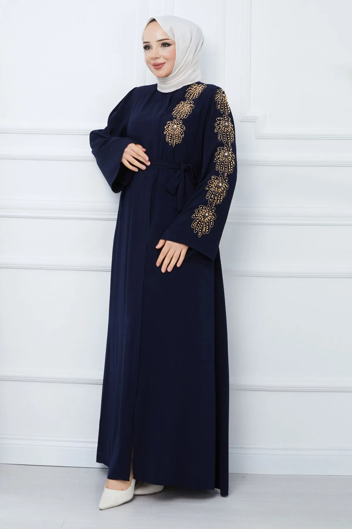 Tesettür Dünyası  Hijab mit Perlenstickerei und Gürtel Ferace TSD240203 Marineblau