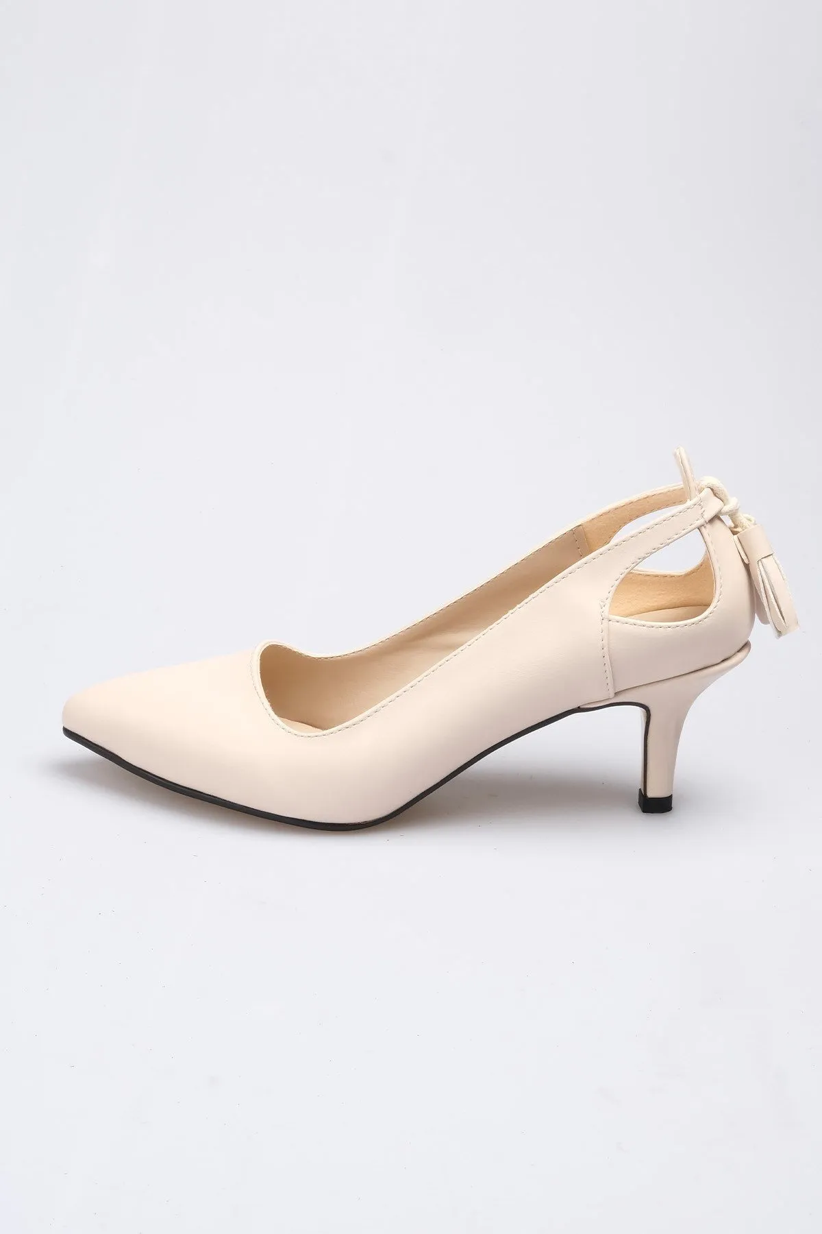 Mio Gusto  Beigefarbene Damenschuhe mit niedrigem Absatz