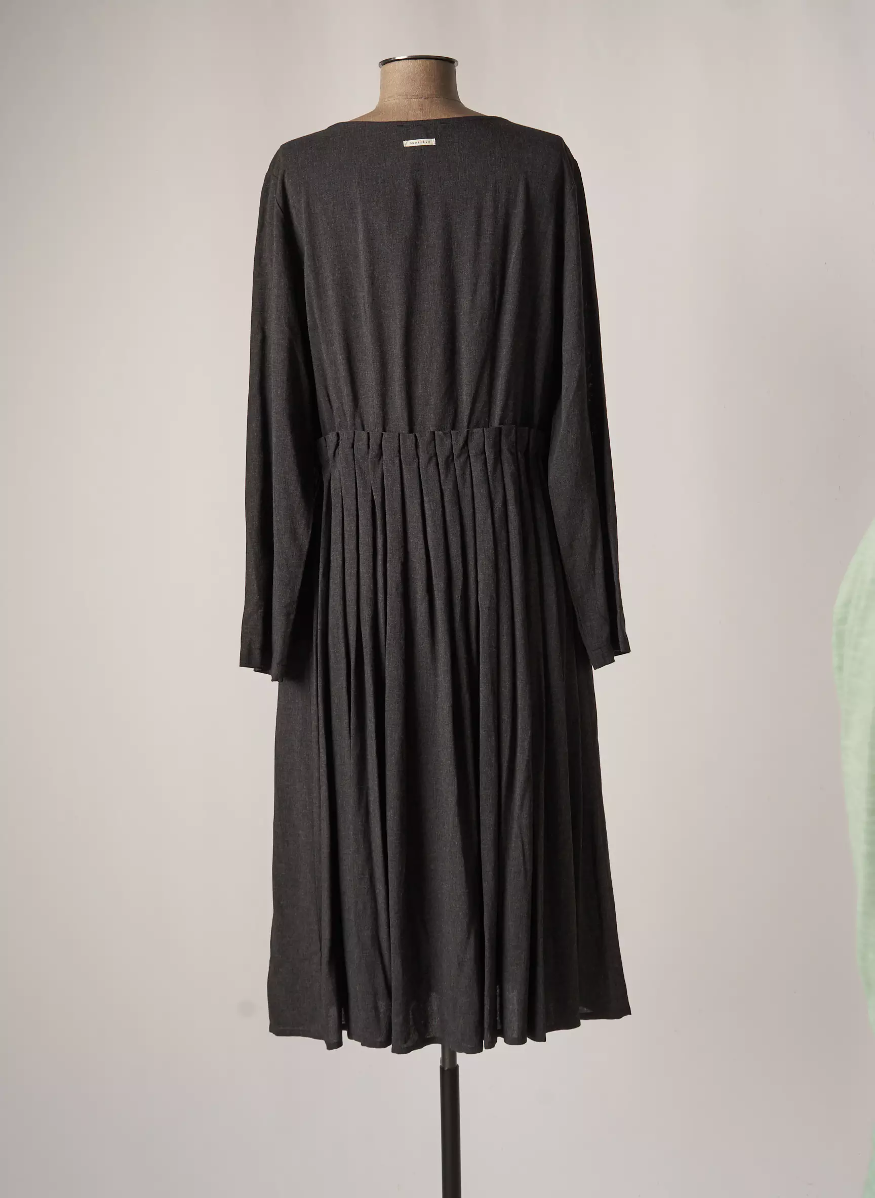 Humility Robes Mi Longues Femme couleur gris