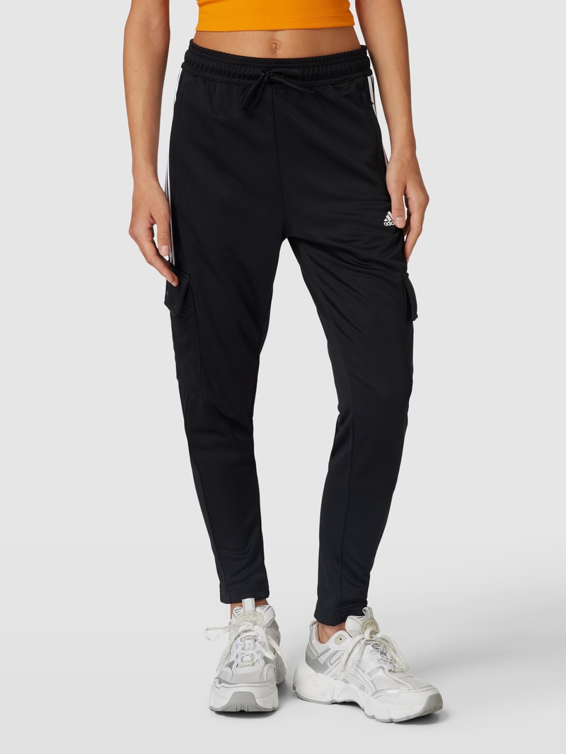 Sweatpants mit Cargotaschen in schwarz