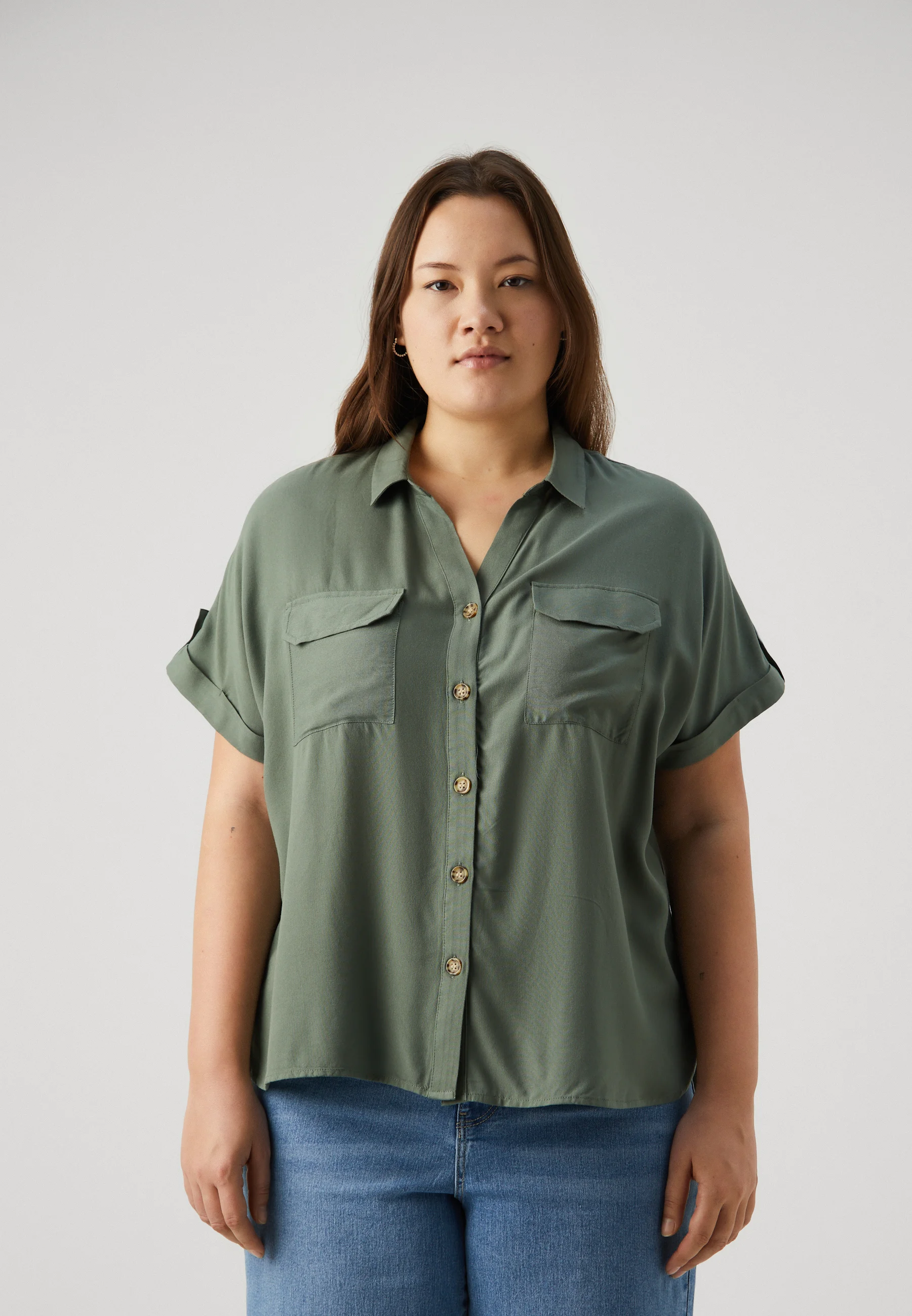 Camisa VMCBUMPY de Vero Moda Curve