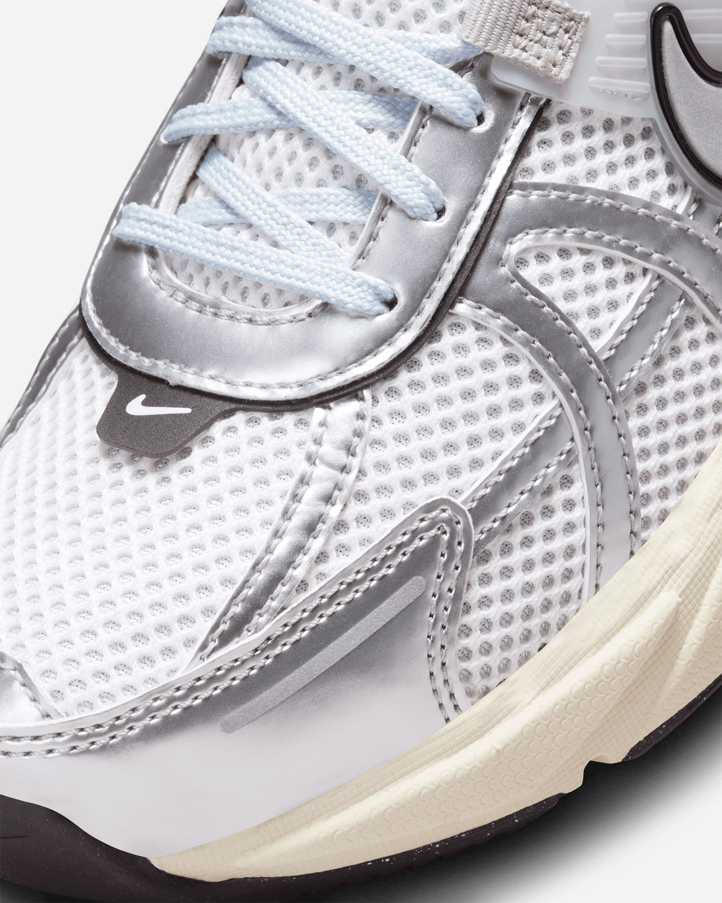 Buty sportowe Nike V2k Run W FD0736-100 Scarpe