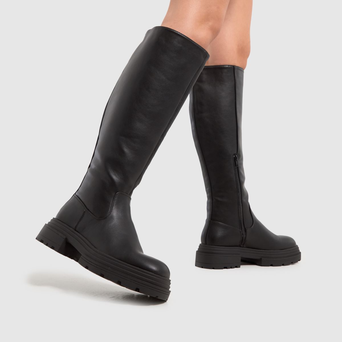 Schuh Dannie – Svarta grova stövlar med dragkedja