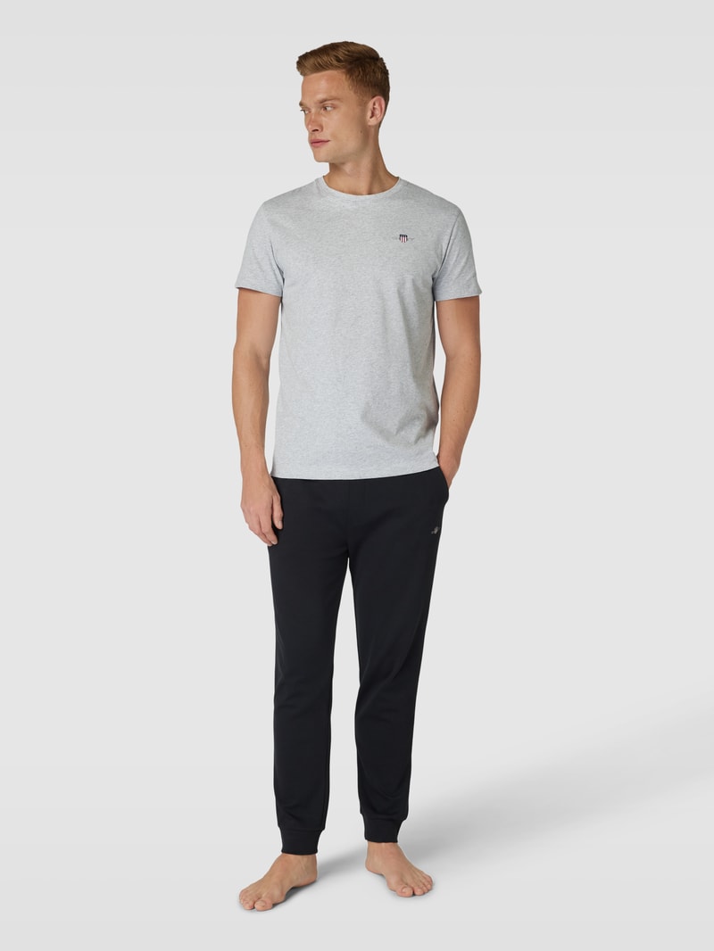 Pyjama-Oberteil mit Label-Print Modell 'SHIELD' in mittelgrau meliert