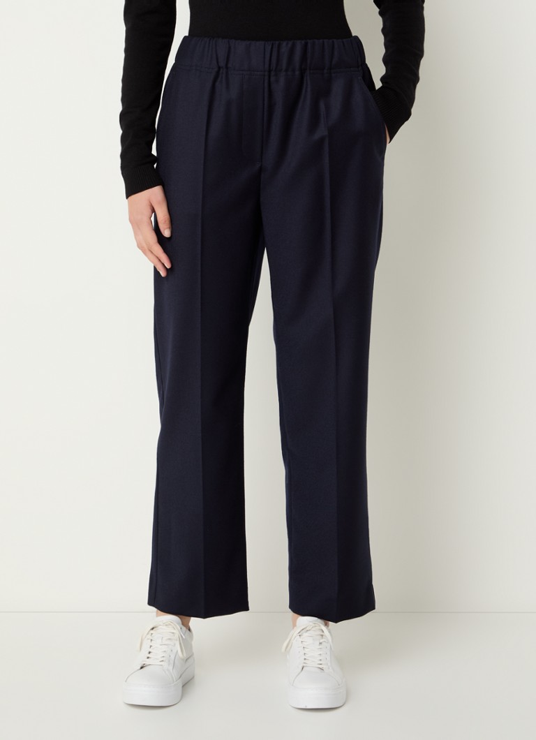 Pantaloni scurți MaxMara Hateley din lână virgină, cu talie înaltă, talie lată pe picioare și buzunare laterale.