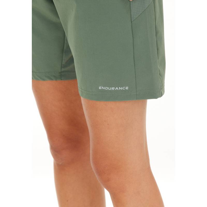 Endurance Macbeth Shorts Damen