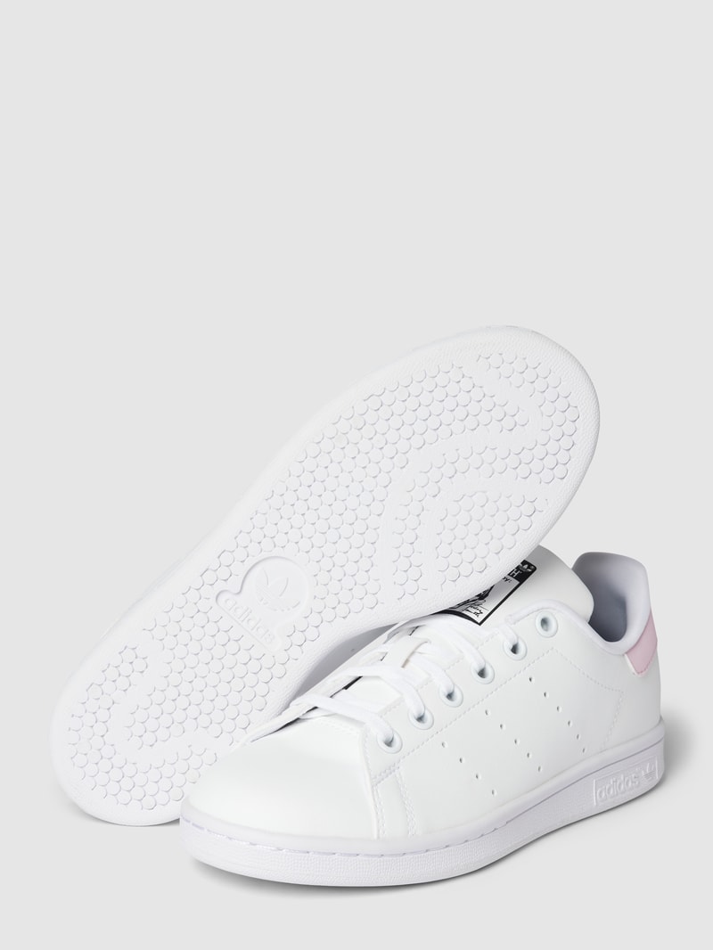 Sneaker mit Label-Print Modell 'STAN SMITH' in weiß