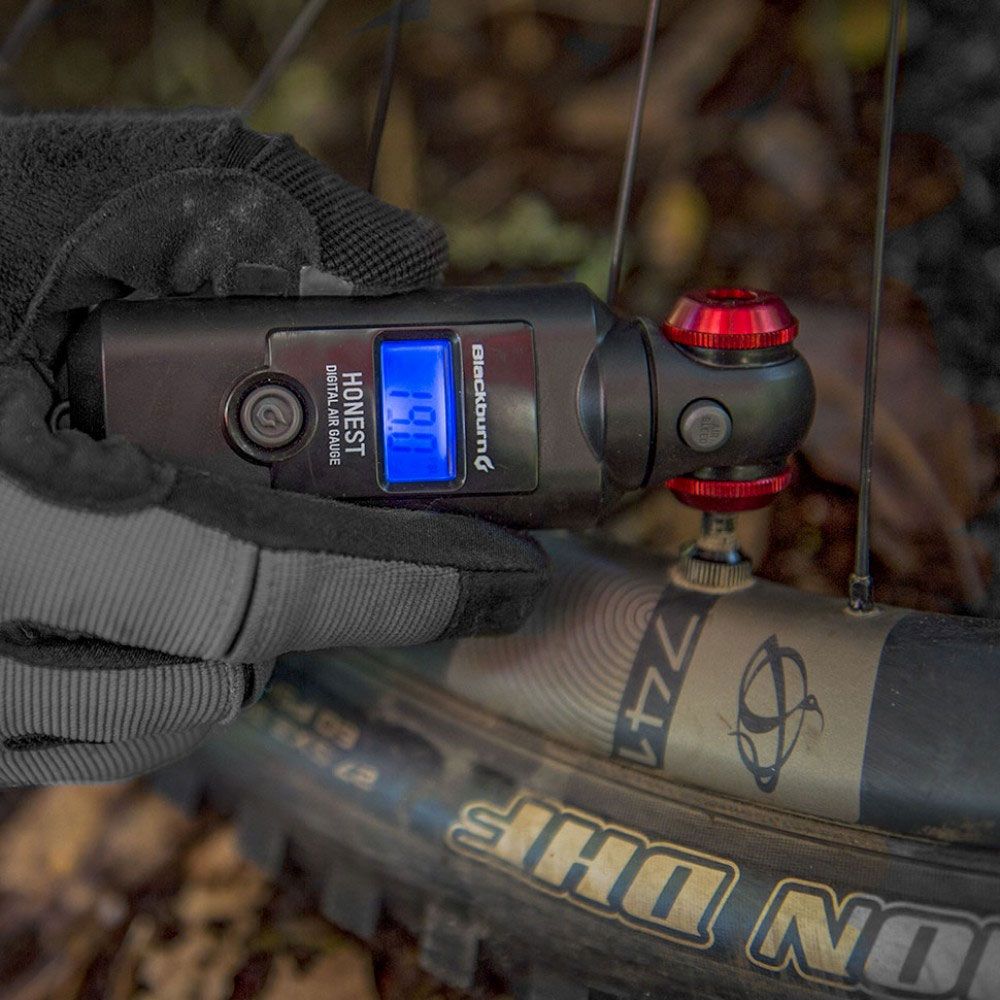 Blackburn Honest Digital Pressure Gauge Luftdruckprüfer kaufen | Bike-Discount