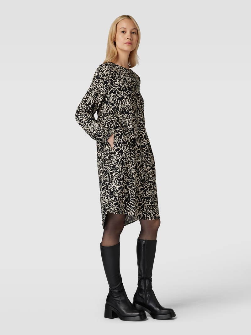 Knielanges Kleid mit Allover-Muster in schwarz