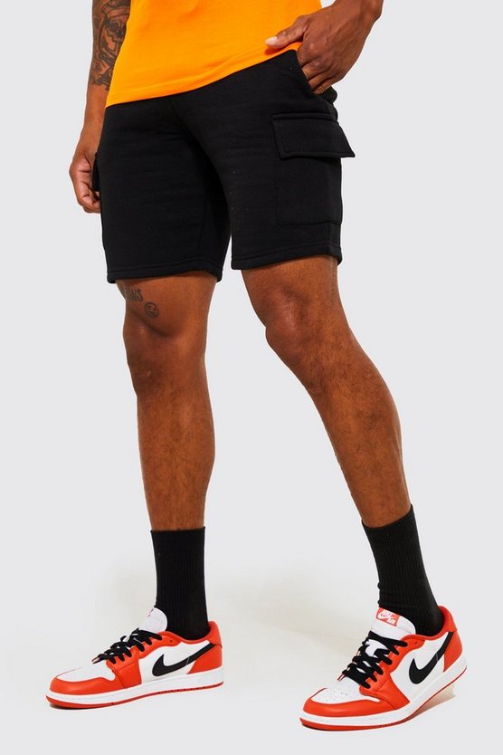 Mittellange Slim-Fit Jersey-Shorts