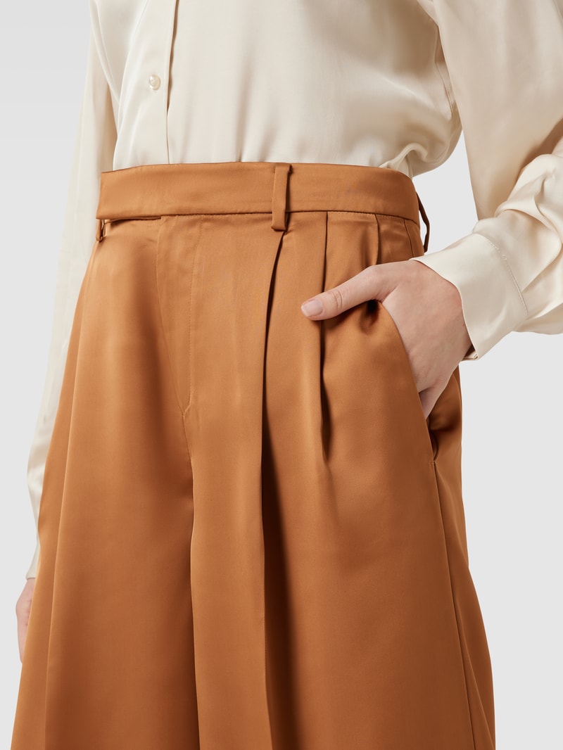 Bundfaltenhose mit Bügelfalten Modell 'NAHVA' in kupfer