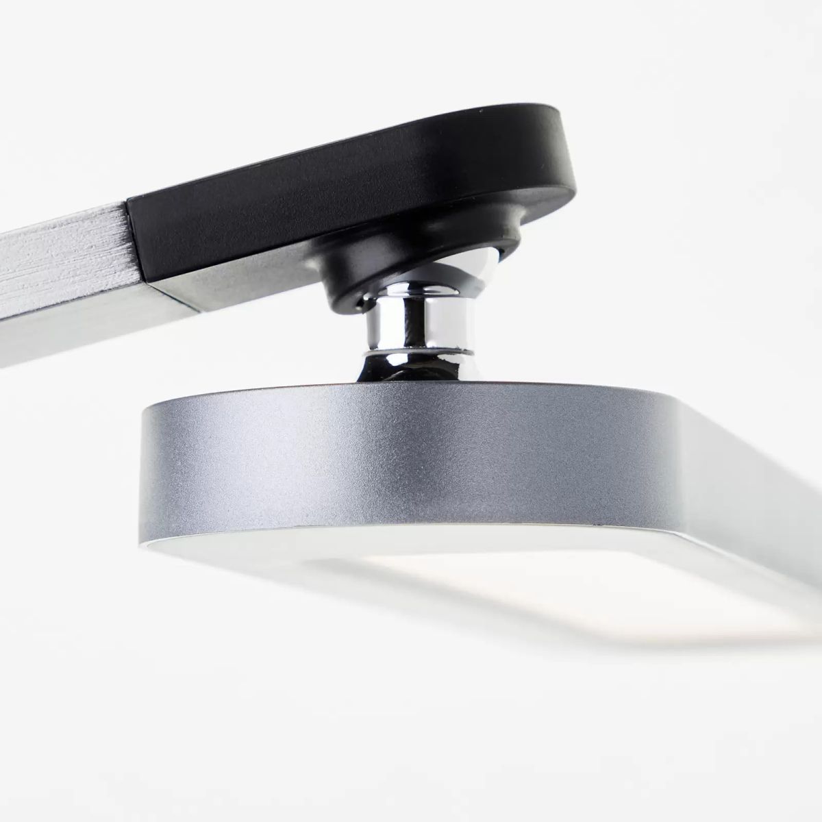 Brilliant LED Schreibtischleuchte Officehero Grau