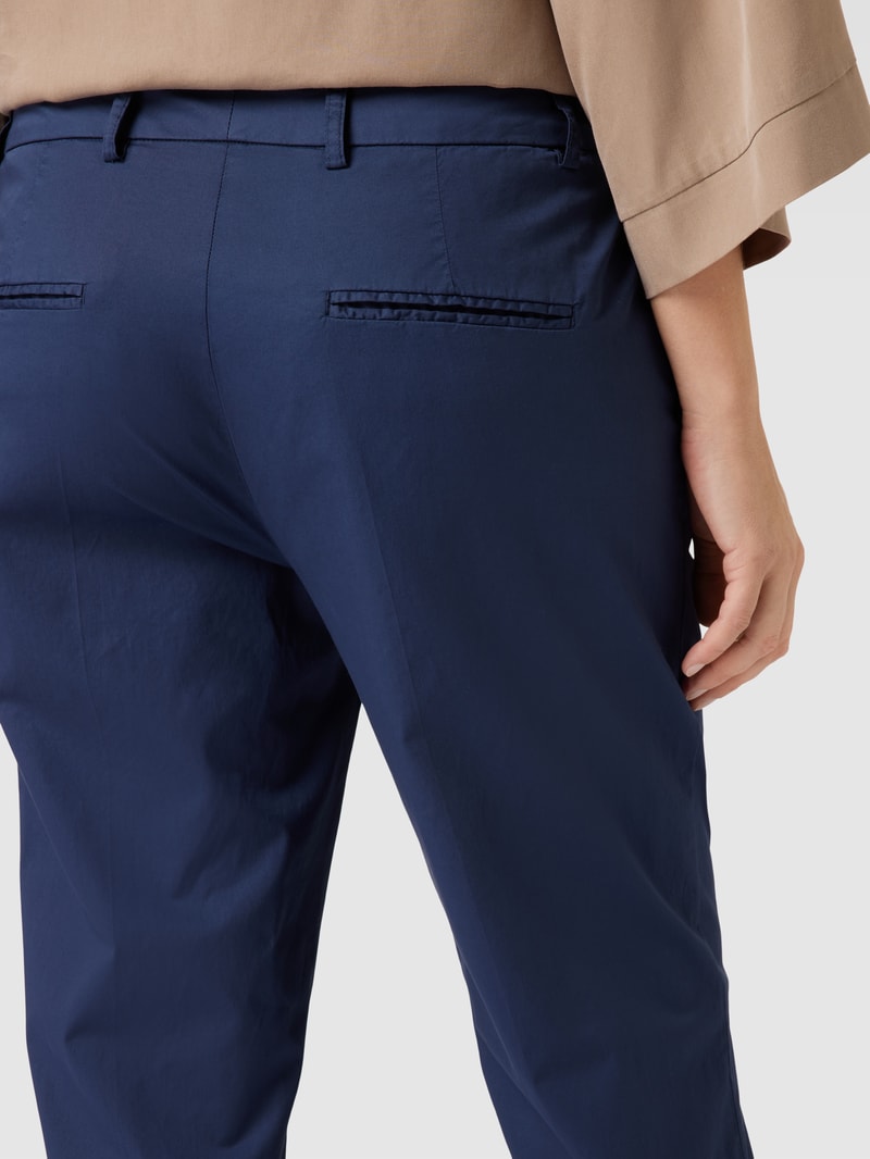 Hose mit seitlichen Eingrifftaschen Modell 'DORA' in marineblau