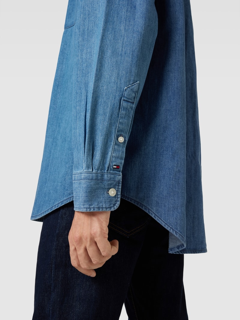Jeanshemd mit Button-Down-Kragen in blau