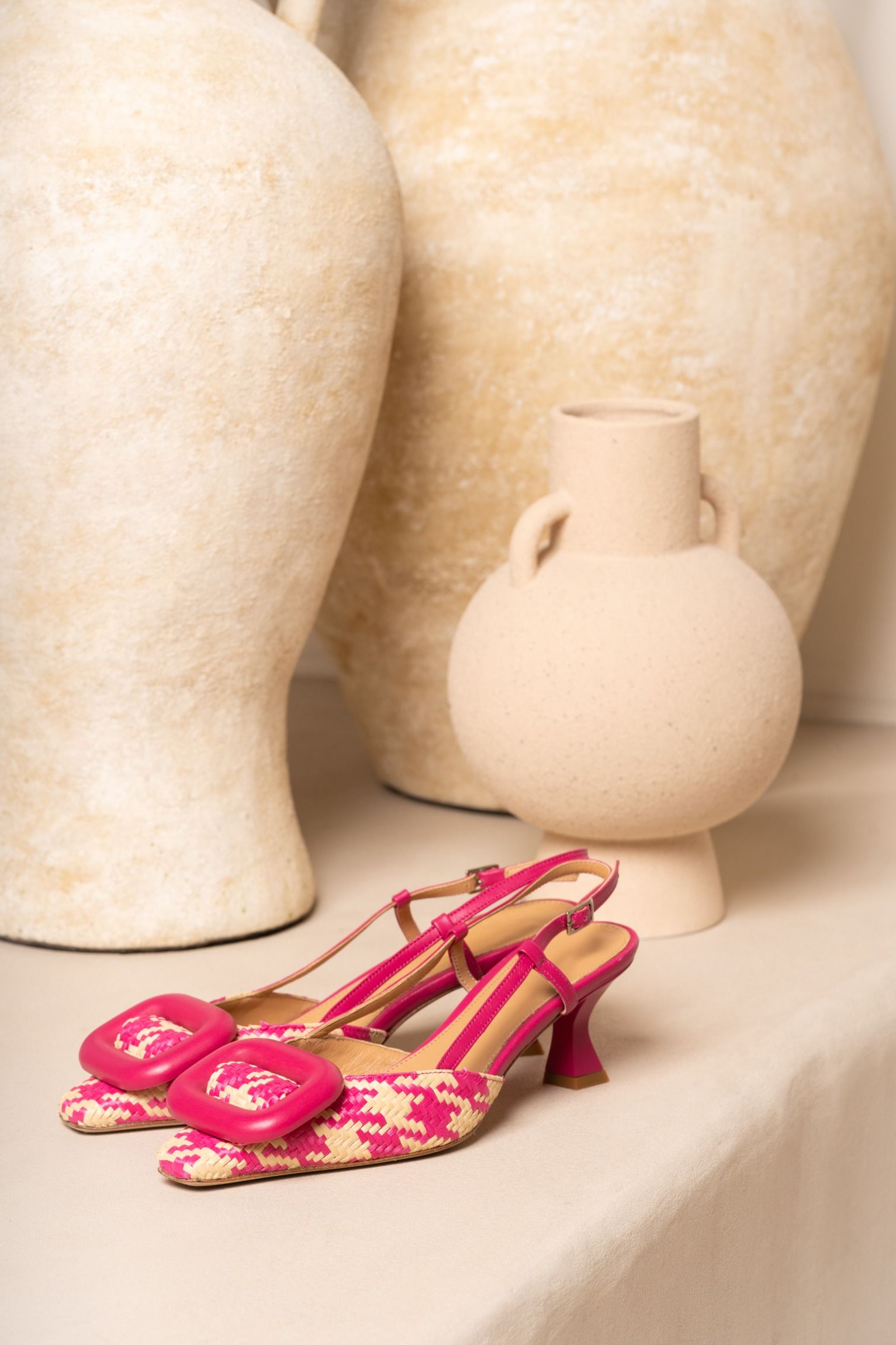 Chantal 1962  2247 - Fuchsia Beige