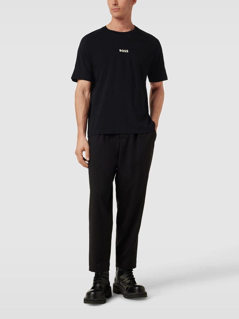 T-Shirt mit Label-Print in schwarz