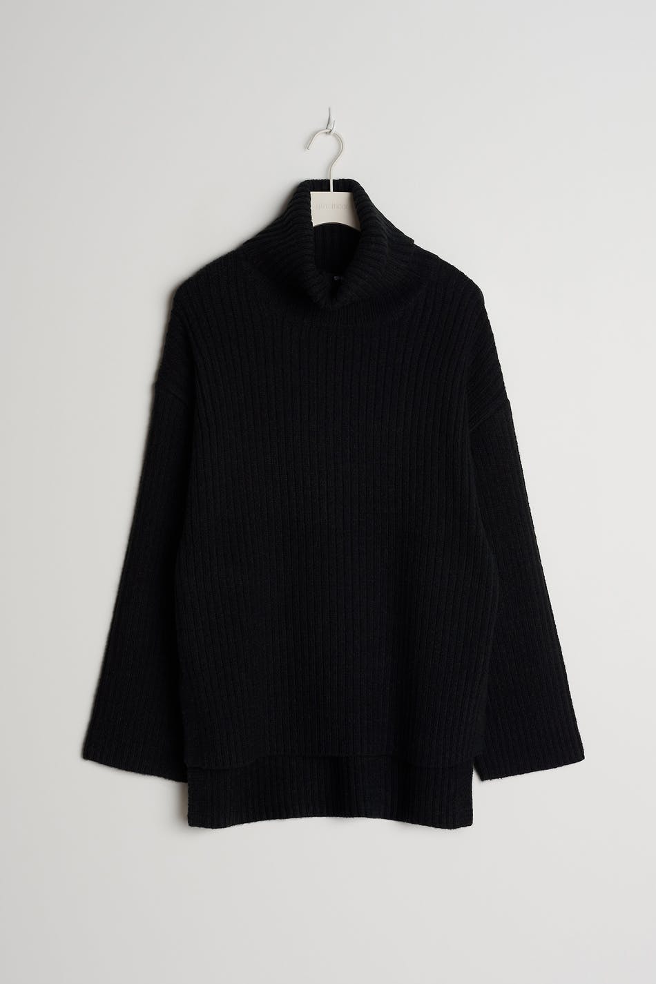 Tessa knitted sweater