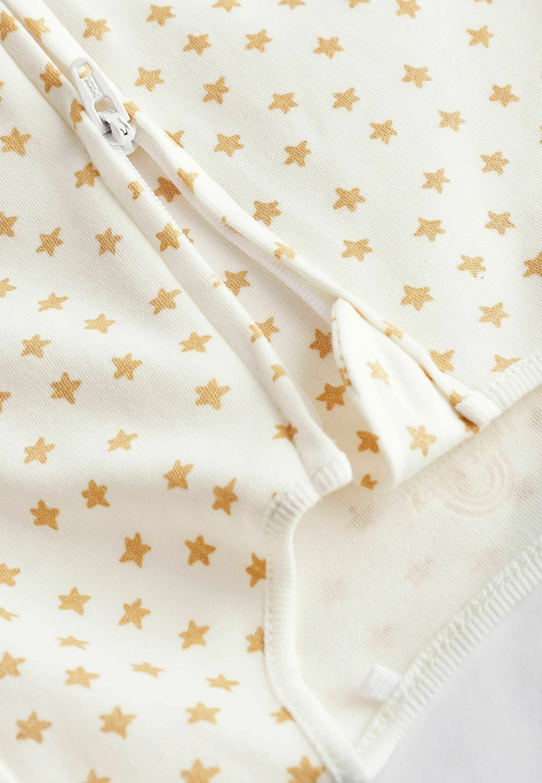Siguiente ESTAMPADO DE ESTRELLAS - Mono
