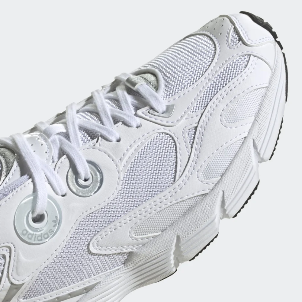 adidas Astir W GY5565 / weiss