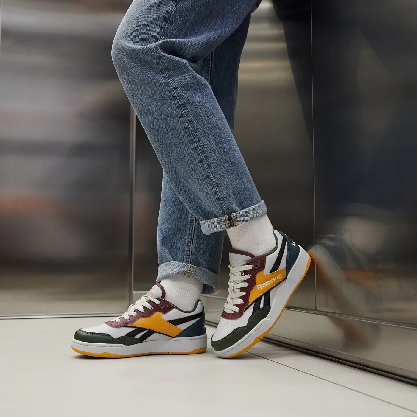 REEBOK BB 4000 II Multicolor