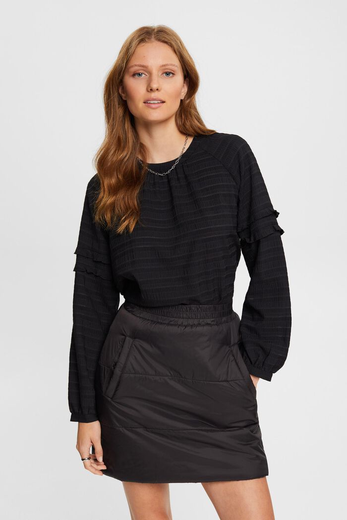 Strukturierte Bluse mit Rüschen