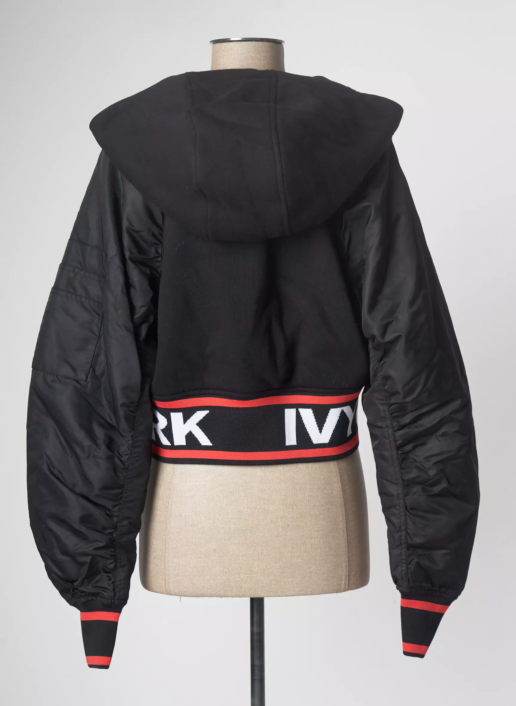 Ivy Park Sweats Femme couleur noir