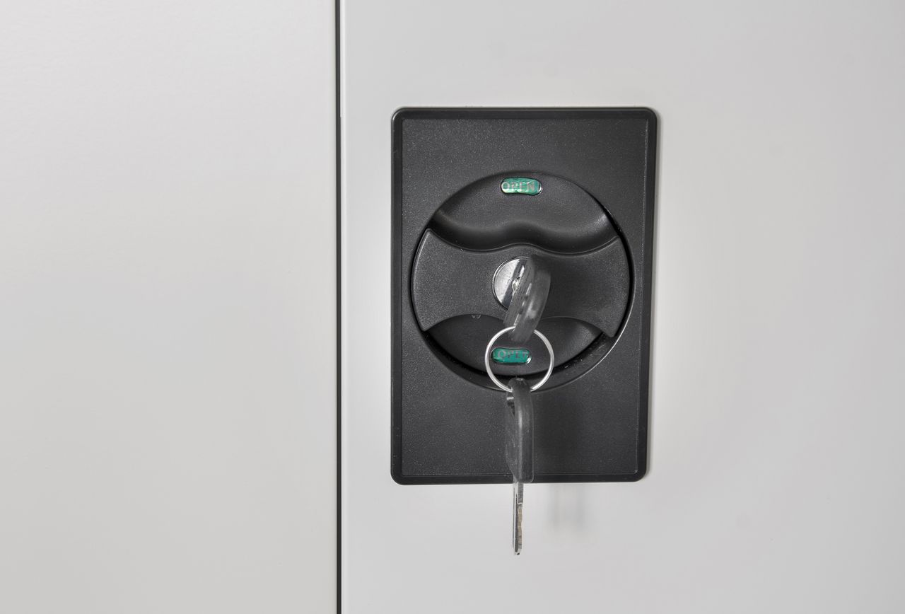 rikta Metallschrank 168cm