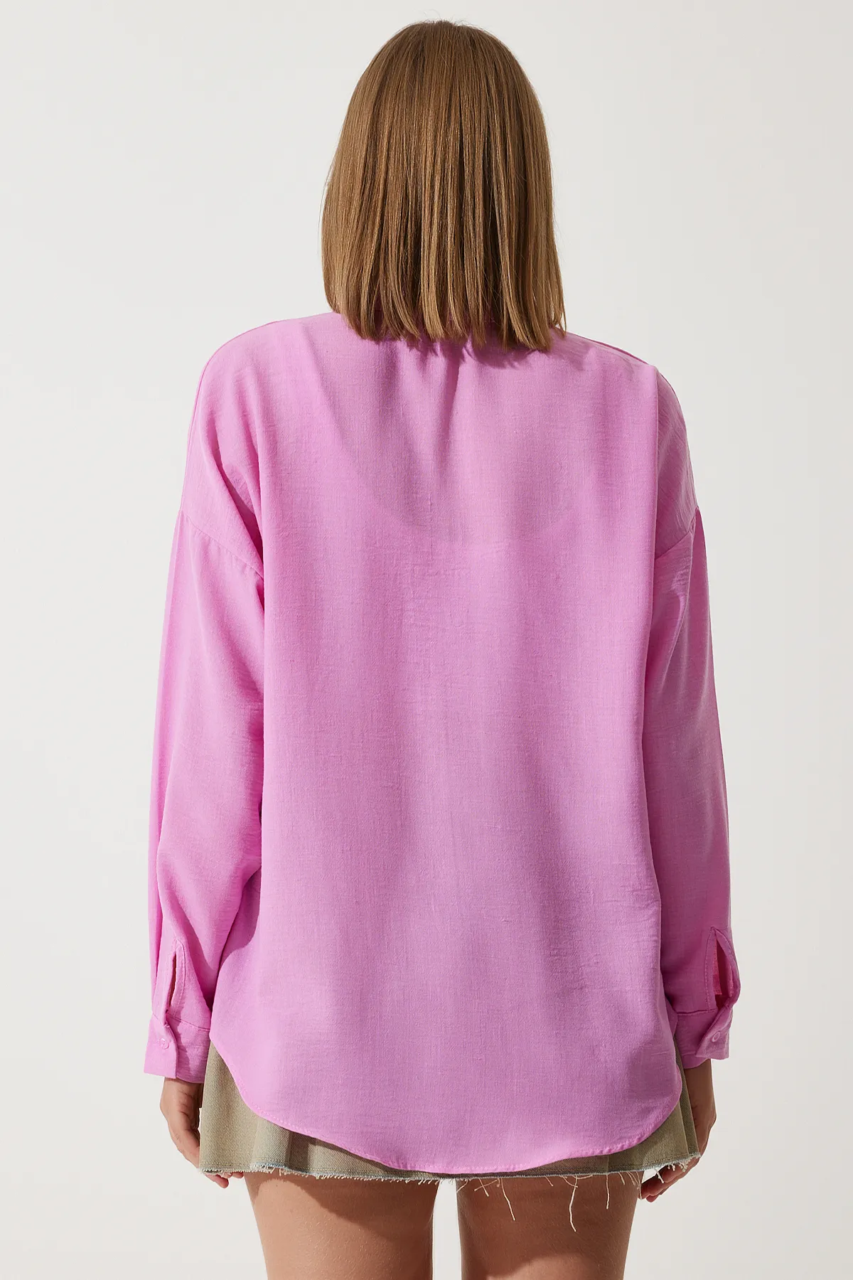 Happiness İstanbul  Hellrosa Oversize-Leinenhemd Ayrobin für Damen DD01222
