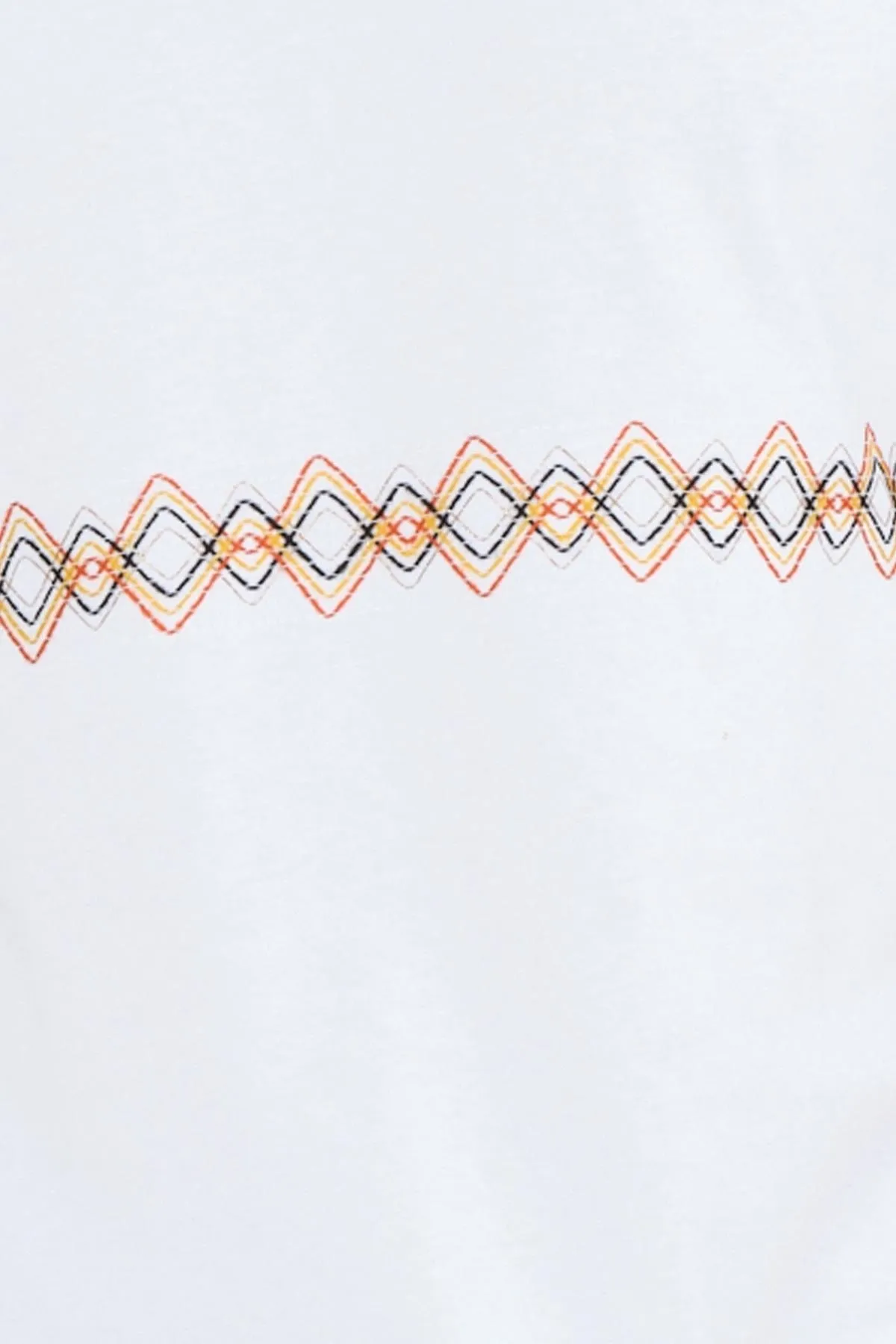 Domoda  Weißes, kurzärmliges, besticktes Basic-T-Shirt aus Baumwolle mit Rundhalsausschnitt in weißer Oversize-Passform