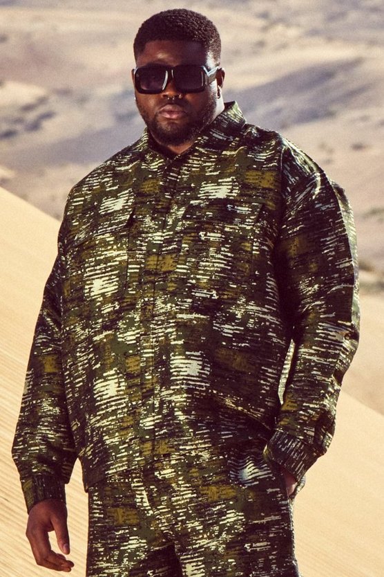 Plus strukturiertes Camouflage Overshirt