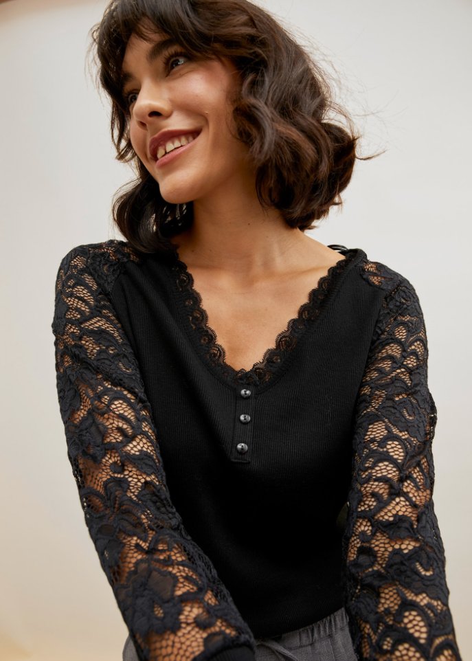 Langarmshirt mit Spitze