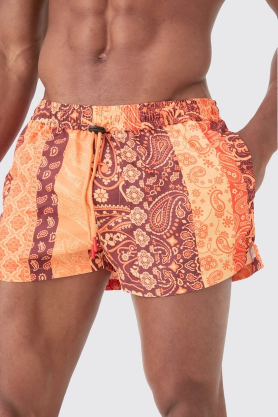 Super kurze Badehose mit Bandana-Print