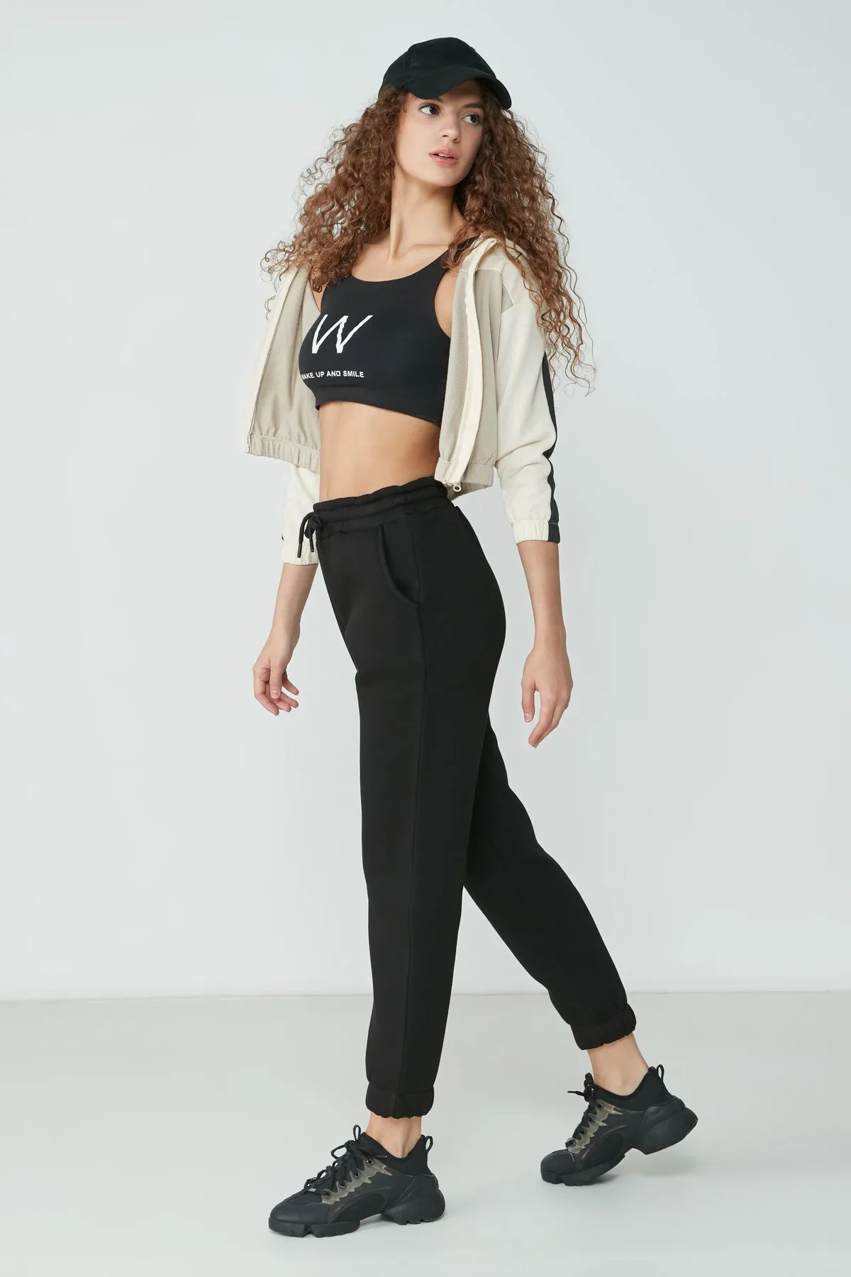 C&City  Basic Jogger-Jogginghose 902 Schwarz