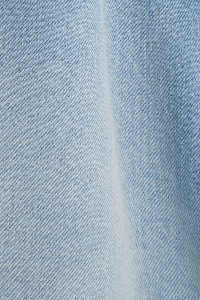 Ausgestellte Retro-Jeans