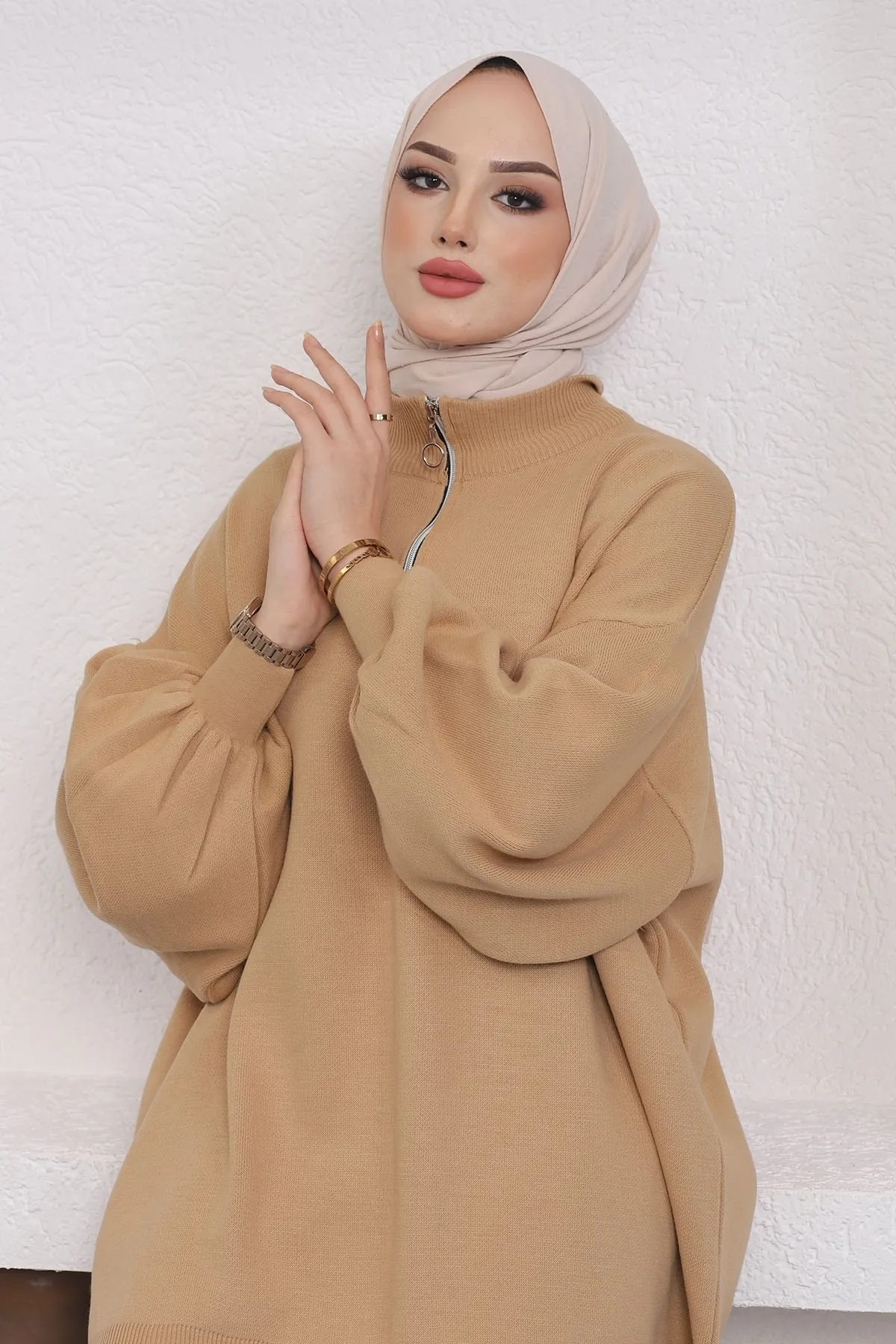 InStyle  Sara Stricktunika mit Reißverschluss – Kamel