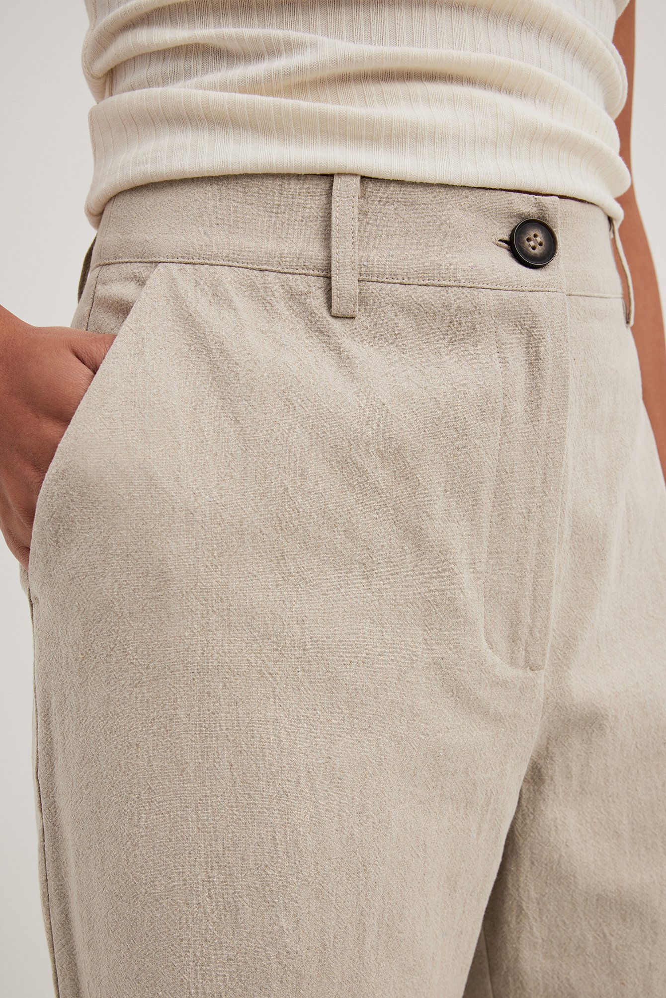 Hochtaillierte Cropped-Hose aus Leinenmischung