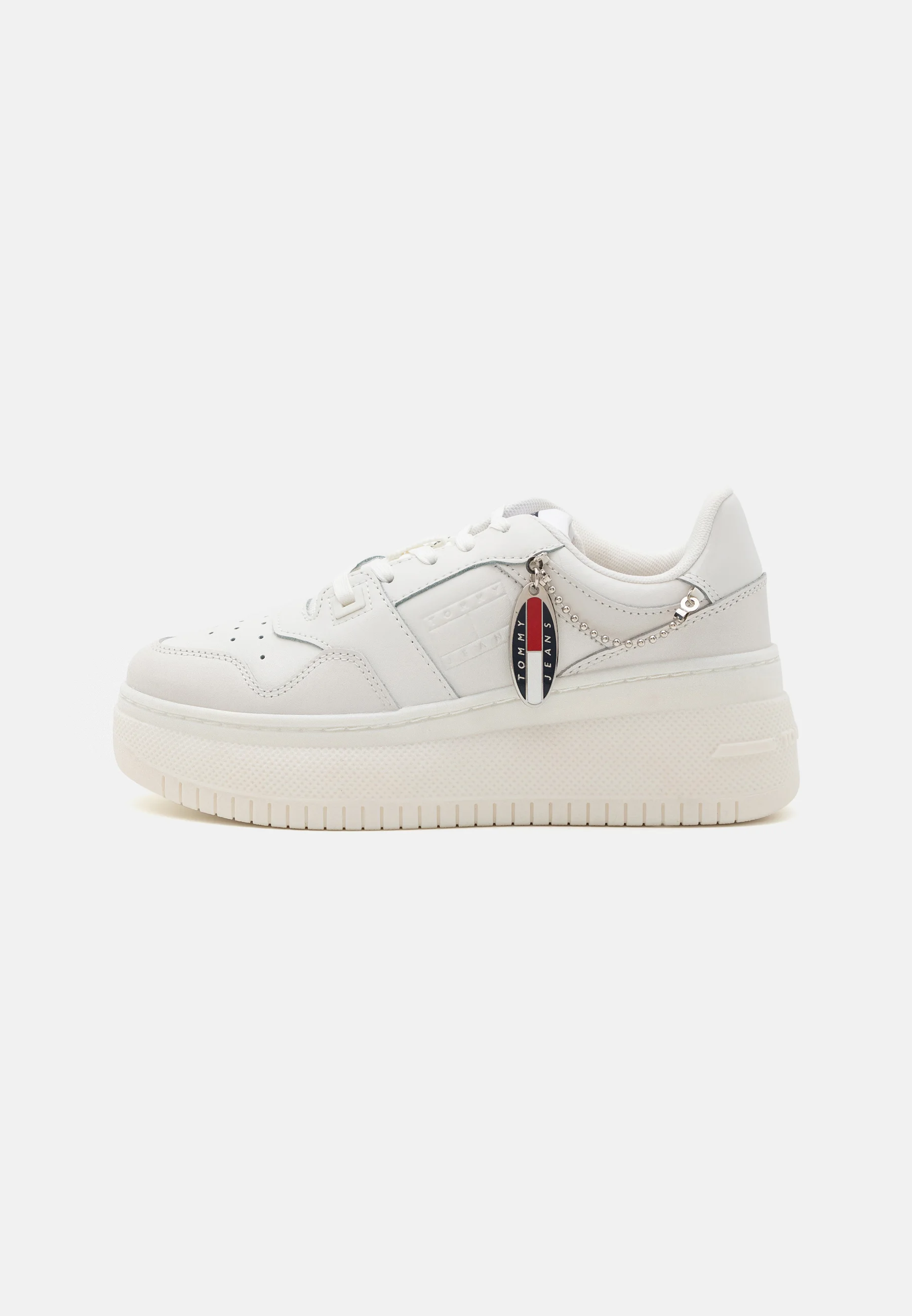 Tommy Jeans RETRO BASKET FLATFORM CHARM - Zapatillas bajas