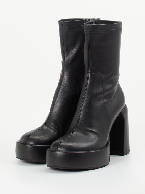 Stiefel-17590090025 Elena Iachi