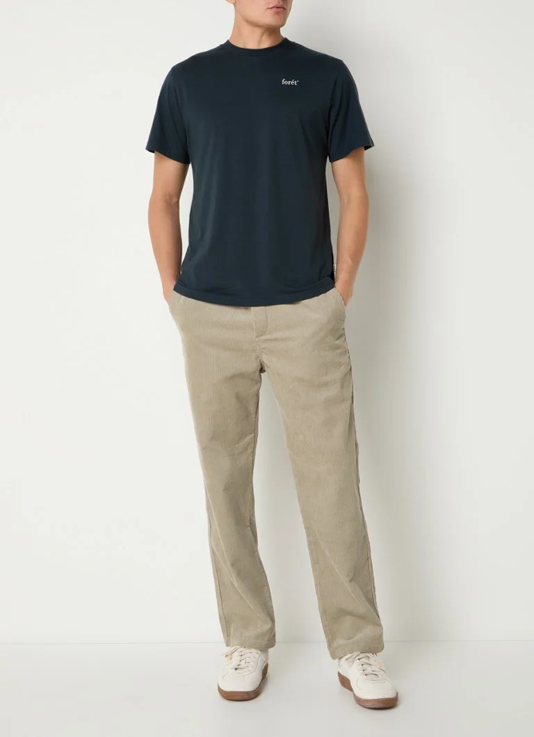 Tricou Ocean Forest cu logo și imprimeu pe spate.