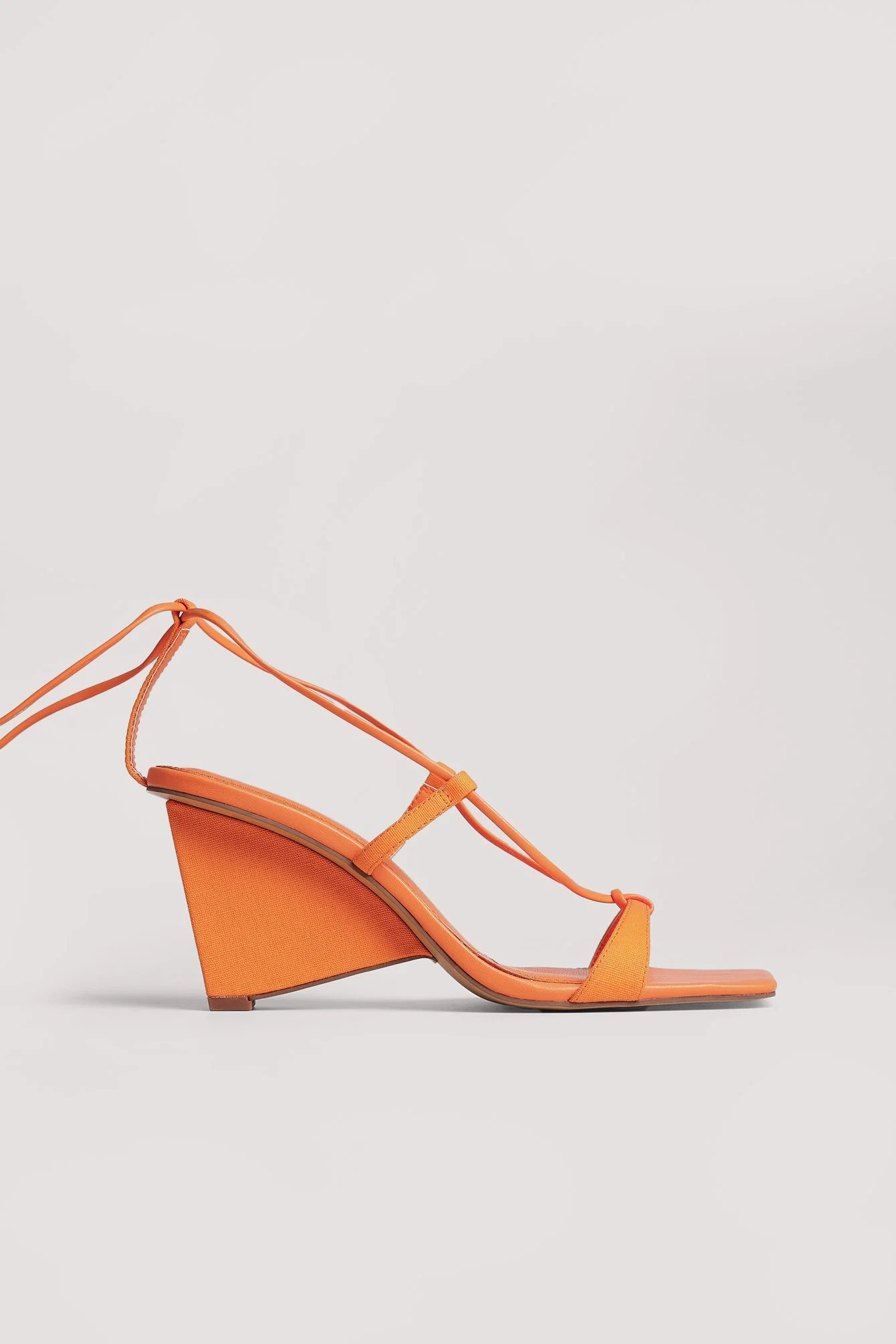 Wedges aus Canvas