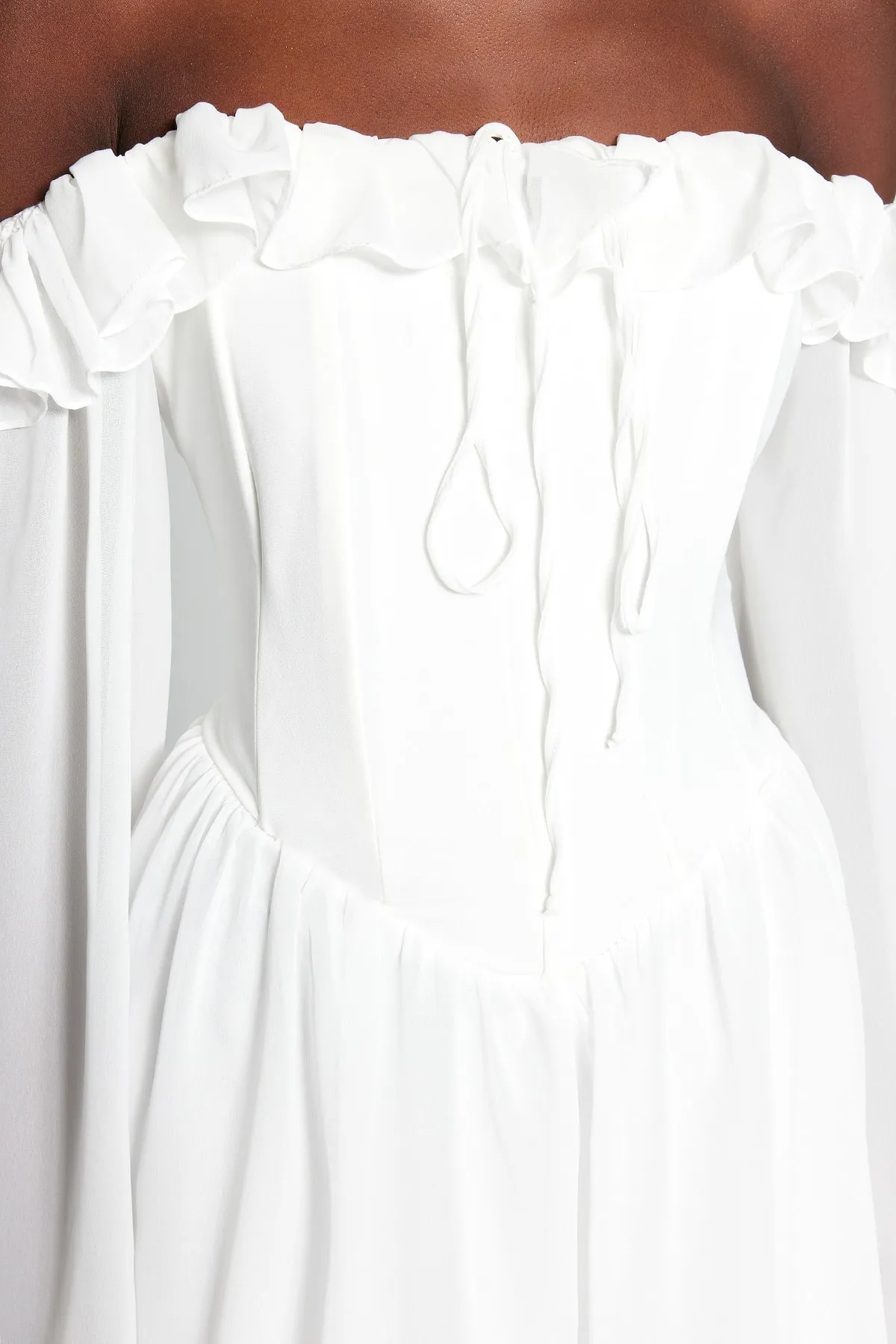 Trendyol Collection  Braut-Ecru-Taillenöffnung/Skater-Futter, Volant-Braut-Abendkleid aus Chiffon TPRSS23EL00096