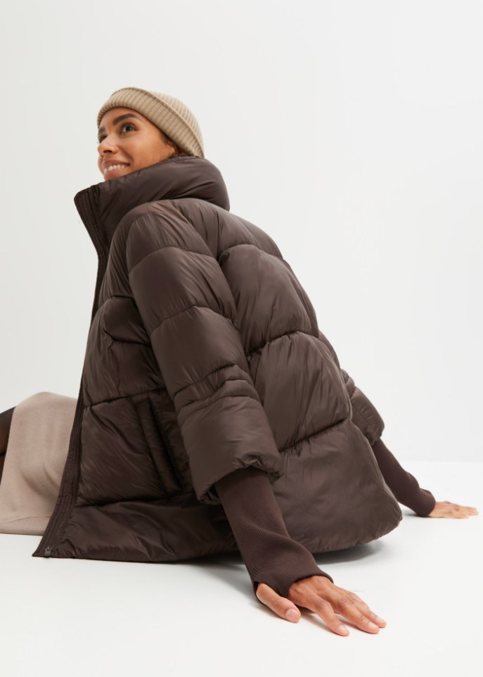 Steppjacke mit Strickärmeln