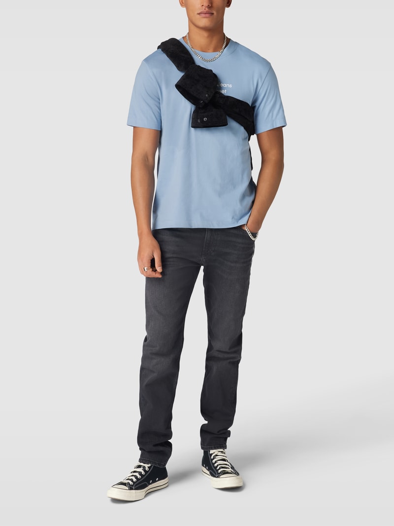 T-Shirt aus Baumwolle Modell 'ADDRESS' in hellblau