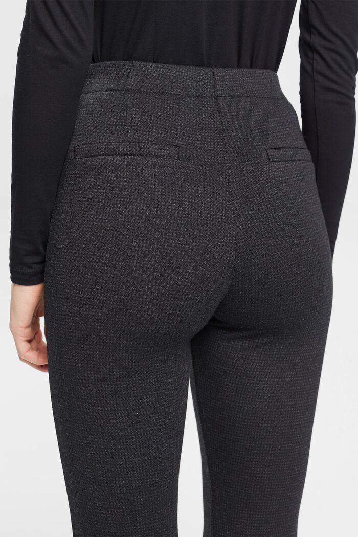 Cropped Hose mit Kick Flare