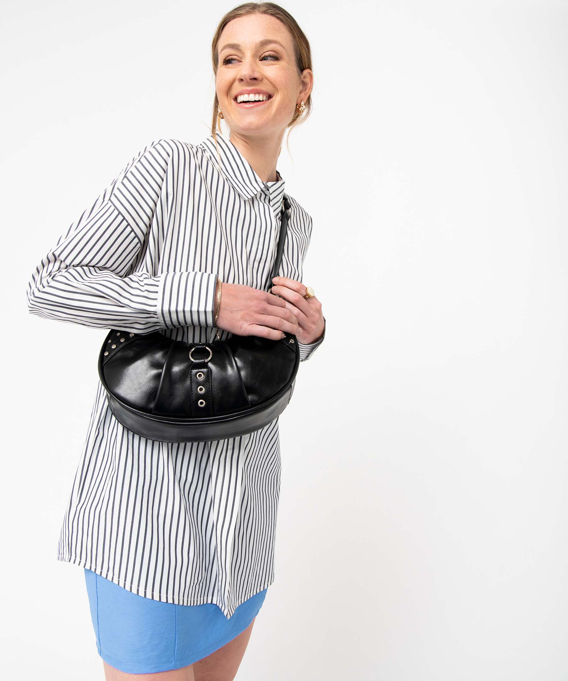 Sac besace femme demi-lune look rock noir | GEMO