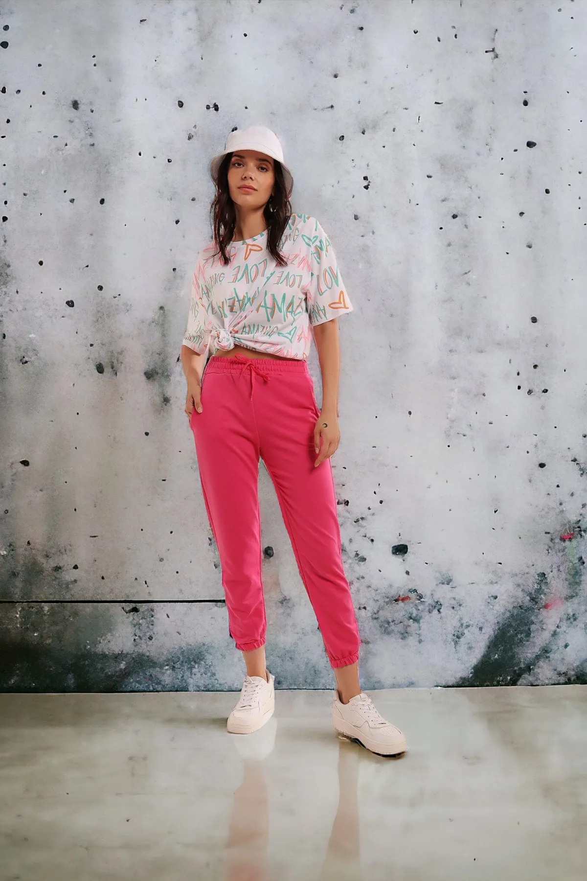 HAKKE  Damen-Jogginghose mit Taschen in Fuchsia