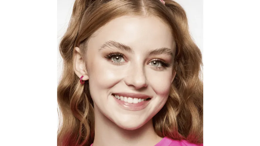 essence LASHES TO IMPRESS pre-cut lashes