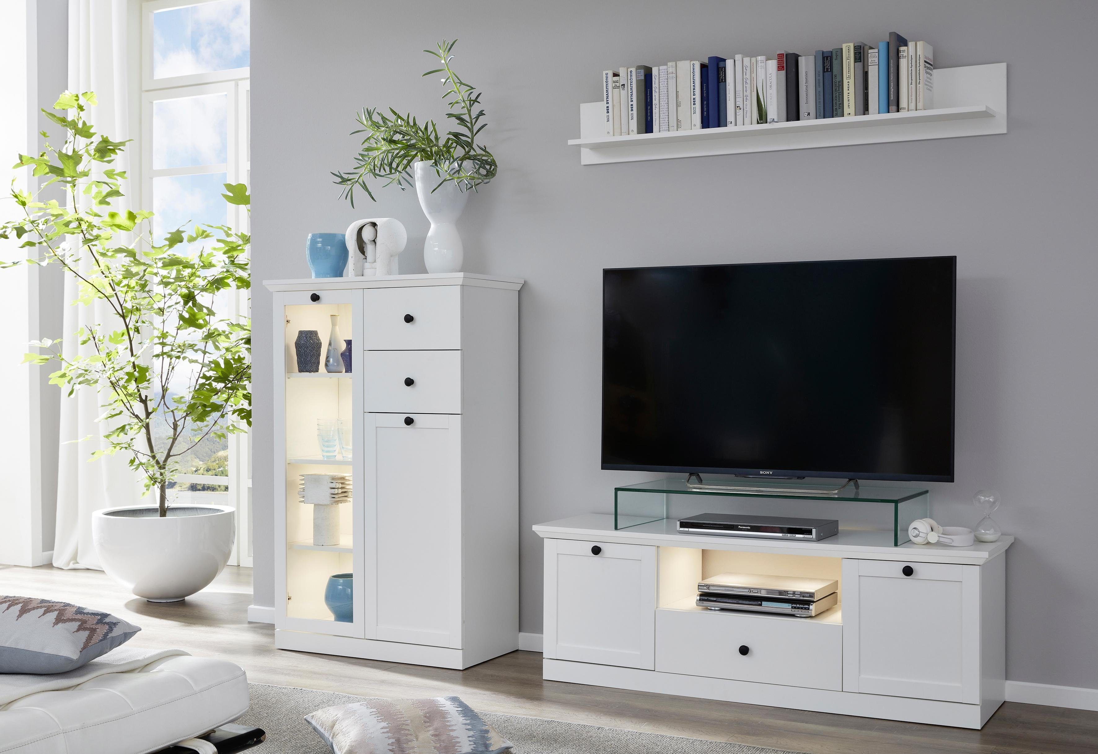 Home affaire Lowboard Örebro, zeitloser Landhausstil, mit Vollauszug, Beleuchtung optional