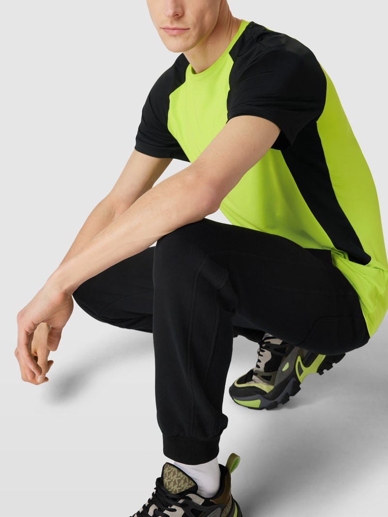 T-Shirt mit Mesh-Details Modell 'Active' in neon grün